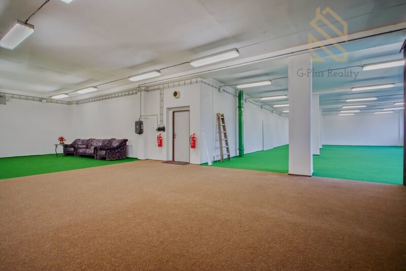 Pronájem obchodního prostoru 1200 m² Polepy 6​5​ ​0​0​0​ ​K​č​/​m​ě​s​í​c​ ​(​5​4​ ​K​č​/​m​²​)​