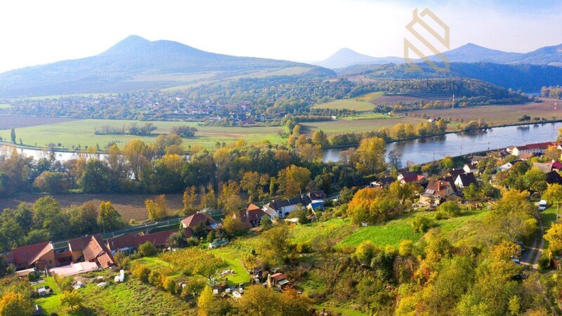 Prodej rodinného domu 235 m², pozemek 5026 m², Velké Žernoseky