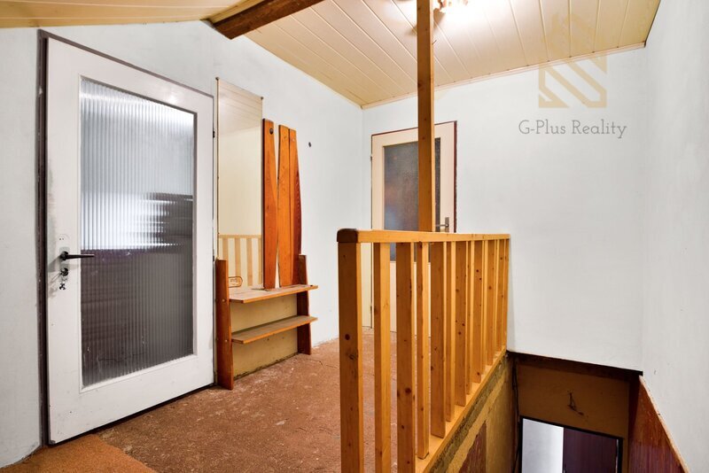 Prodej vícegeneračního domu,s garáží a zahradou 197m2,Arnultovice-Nový bor