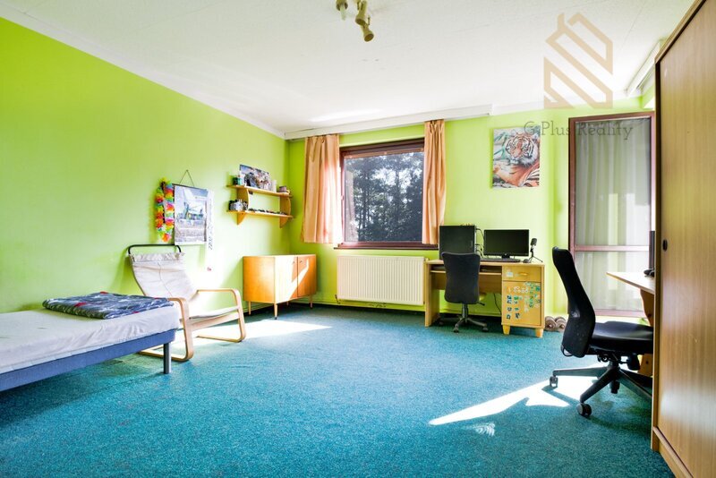 Prodej vícegeneračního domu,s garáží a zahradou 197m2,Arnultovice-Nový bor