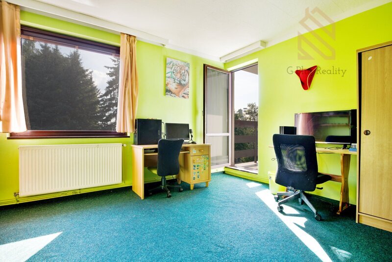 Prodej vícegeneračního domu,s garáží a zahradou 197m2,Arnultovice-Nový bor