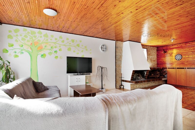 Prodej vícegeneračního domu,s garáží a zahradou 197m2,Arnultovice-Nový bor