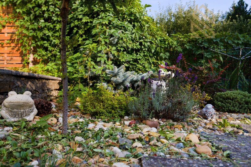 Prodej vícegeneračního domu,s garáží a zahradou 197m2,Arnultovice-Nový bor