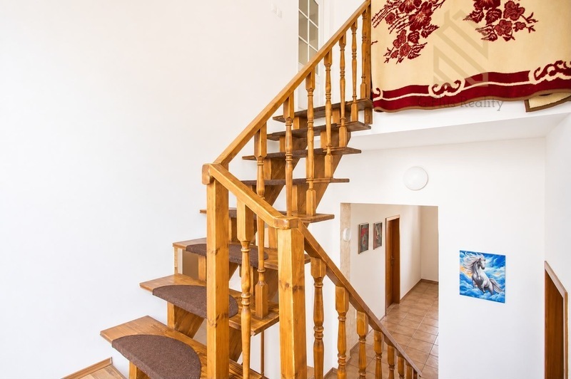 Prodej, rodinný dům 175m2, pozemek 197m2, Průřezná, Teplice - Prosetice