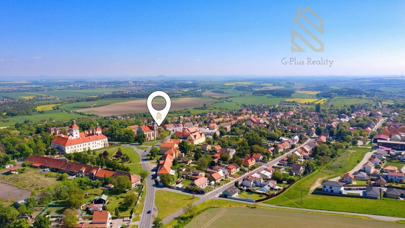 Prodej domu nám. T.G. Masaryka 779 m², pozemek 1465 m², Smečno