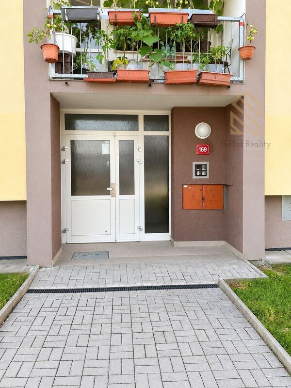 Prodej bytu 2+1 s balkonem 62 m2,ul. Jindřicha Plachty, Ústí nad Labem, Mojžíř