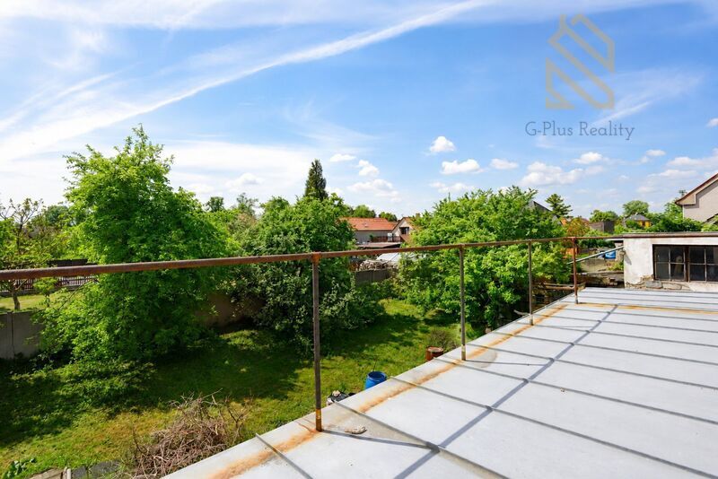 Prodej, rodinný dům 210m2,pozemek 569m2 ,Všetaty
