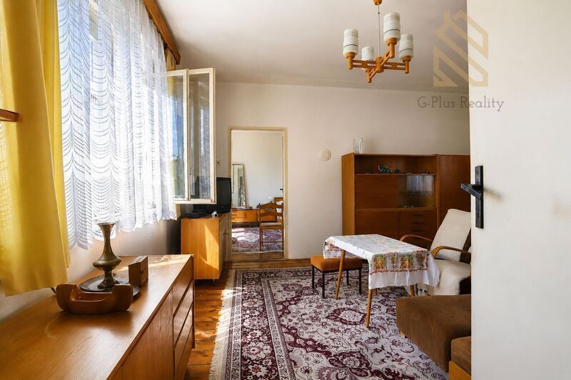 Prodej, rodinný dům 210m2,pozemek 569m2 ,Všetaty