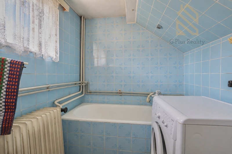 Prodej, rodinný dům 210m2,pozemek 569m2 ,Všetaty