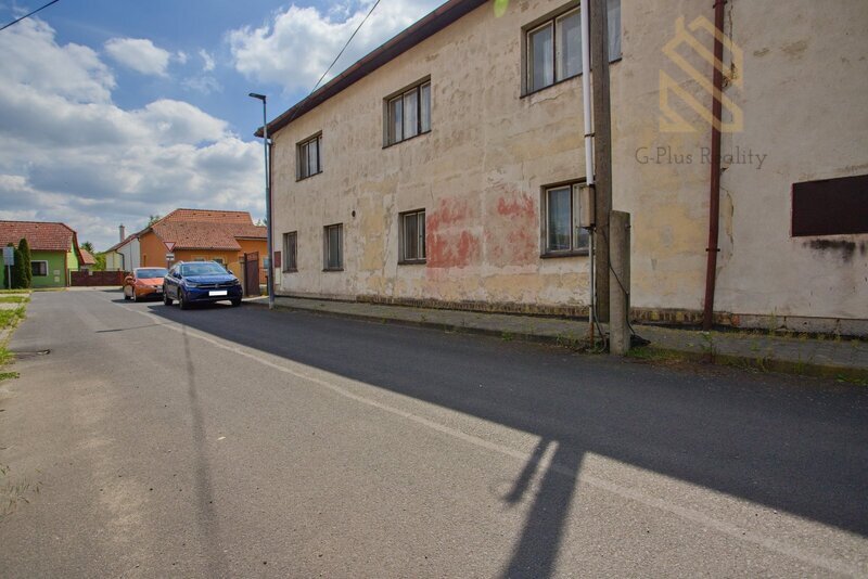 Prodej, rodinný dům 210m2,pozemek 569m2 ,Všetaty