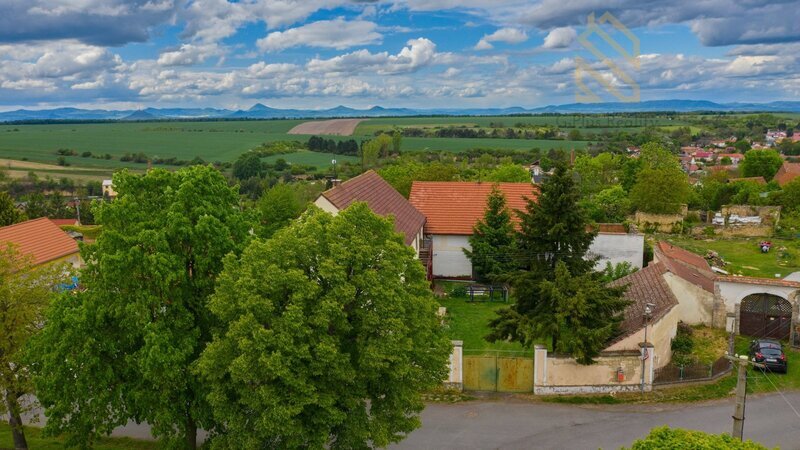 Prodej rodinný dům, 260 m2, pozemek 2192 m2, Mšené Lázně - Vrbice