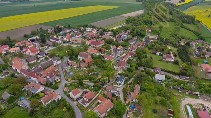 Prodej rodinný dům, 260 m2, pozemek 2192 m2, Mšené Lázně - Vrbice