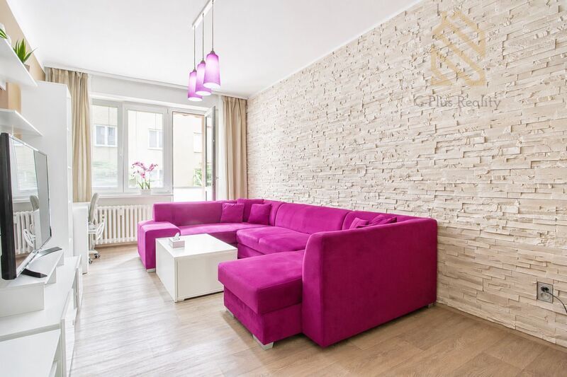Pronájem bytu 2+1 s balkonem, 48 m2, Wolkerova, Lovosice