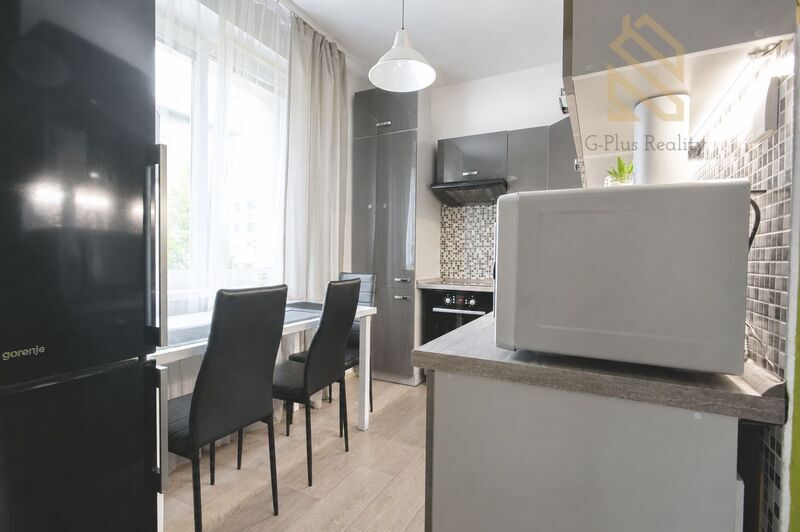 Pronájem bytu 2+1 s balkonem, 48 m2, Wolkerova, Lovosice