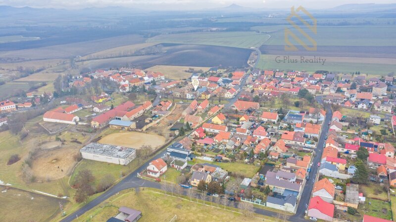 Veltěže – funkční autoservis 225 m2 , celý  objekt 1326 m2 , v Obci  Veltěže, okres Louny