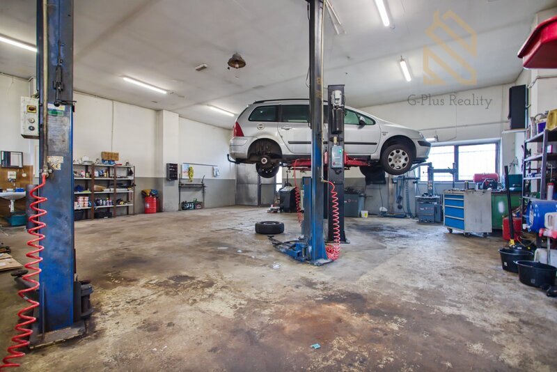 Veltěže – funkční autoservis 225 m2 , celý  objekt 1326 m2 , v Obci  Veltěže, okres Louny