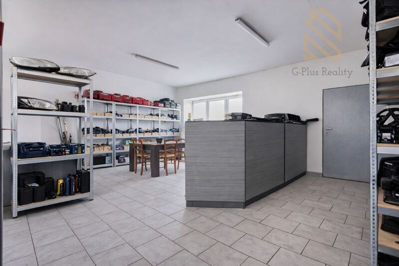 Veltěže – funkční autoservis 225 m2 , celý  objekt 1326 m2 , v Obci  Veltěže, okres Louny