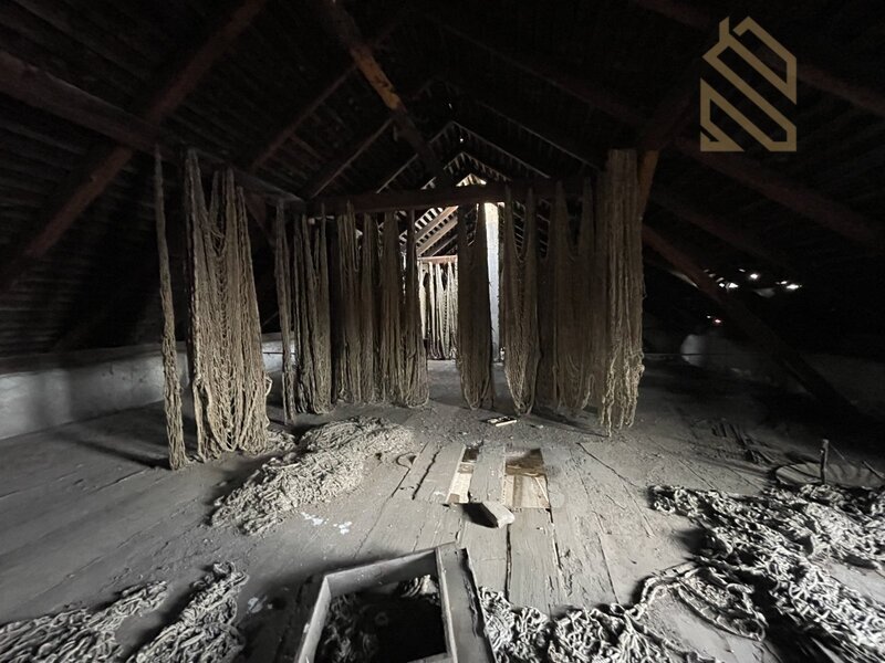 Veltěže – funkční autoservis 225 m2 , celý  objekt 1326 m2 , v Obci  Veltěže, okres Louny