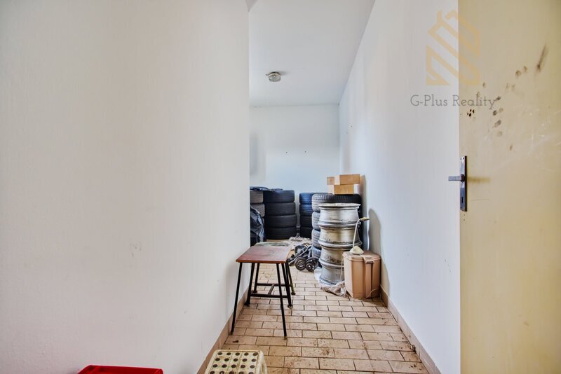 Veltěže – funkční autoservis 225 m2 , celý  objekt 1326 m2 , v Obci  Veltěže, okres Louny