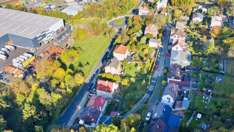 Prodej domu 195m/2 se zahradou 502m/2 a garáží 28m/2- Ústí nad Labem-ulice Hostovická