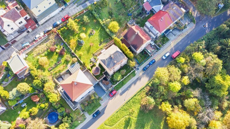 Prodej domu 195m/2 se zahradou 502m/2 a garáží 28m/2- Ústí nad Labem-ulice Hostovická