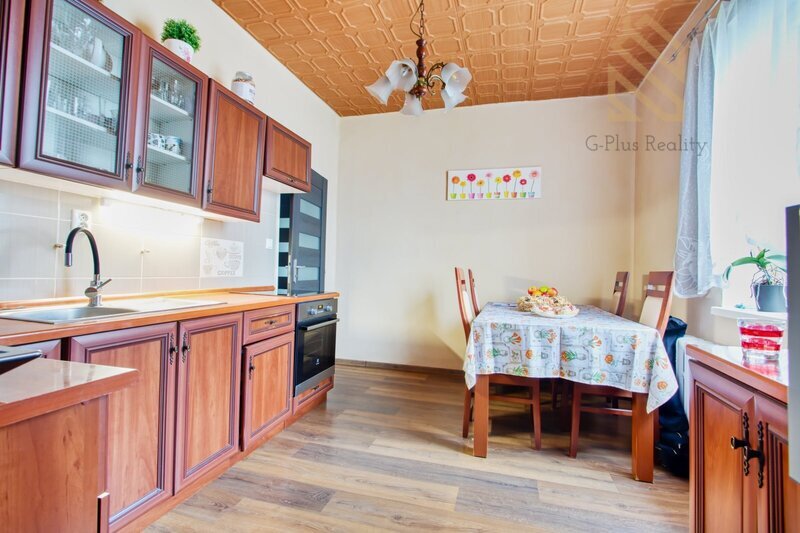 Prodej domu 195m/2 se zahradou 502m/2 a garáží 28m/2- Ústí nad Labem-ulice Hostovická