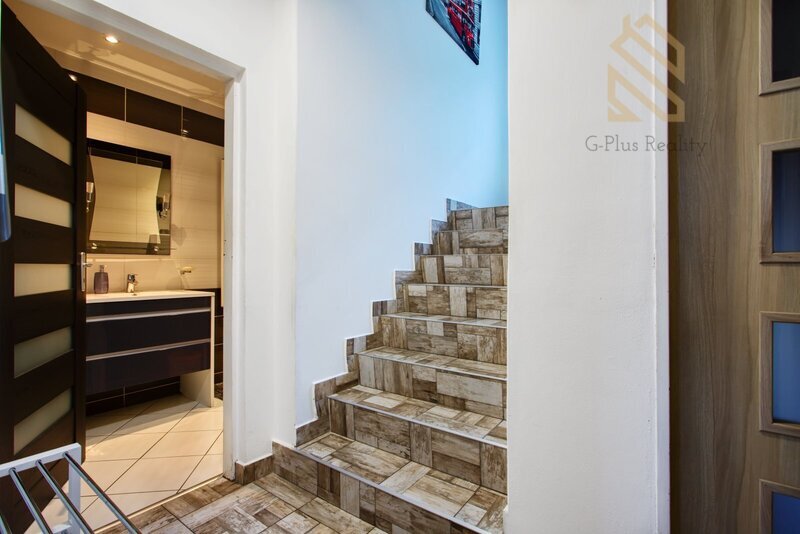 Prodej domu 195m/2 se zahradou 502m/2 a garáží 28m/2- Ústí nad Labem-ulice Hostovická