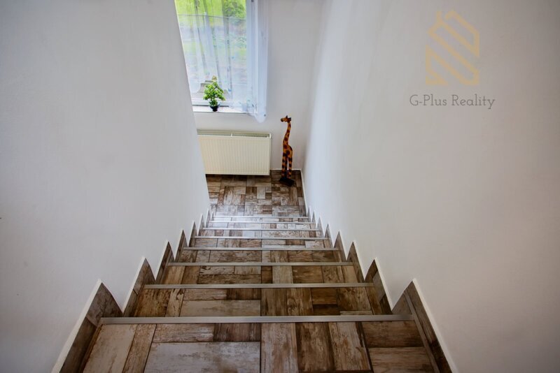 Prodej domu 195m/2 se zahradou 502m/2 a garáží 28m/2- Ústí nad Labem-ulice Hostovická