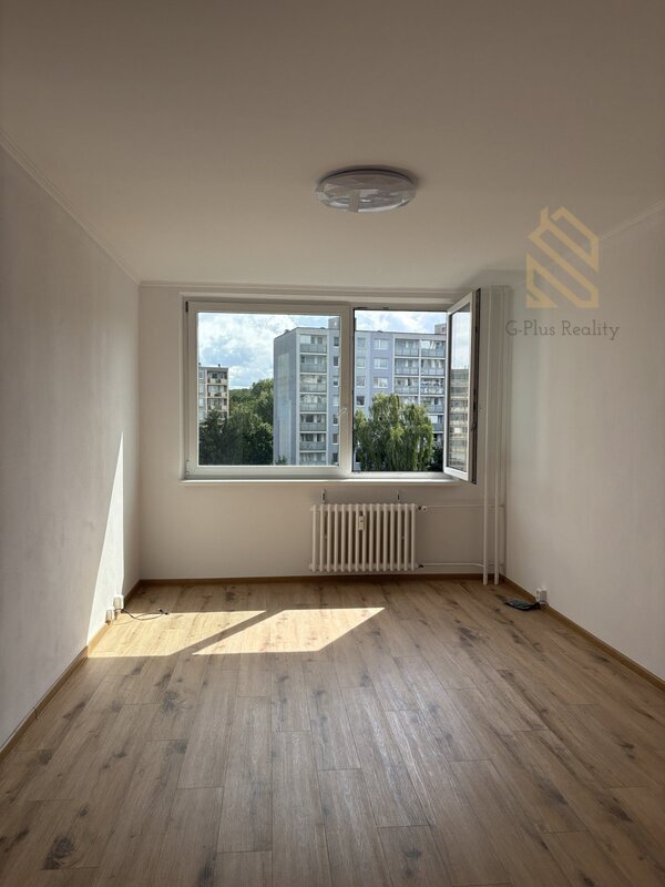 Pronájem, byt, 2+1, 44m2, Praha 8-Bohnice