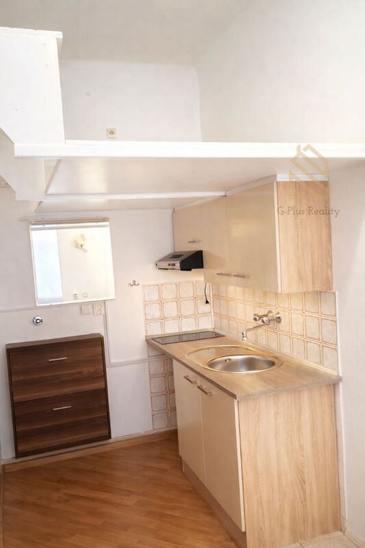 Pronájem, byt, 1 kk, Praha 6, Střešovice