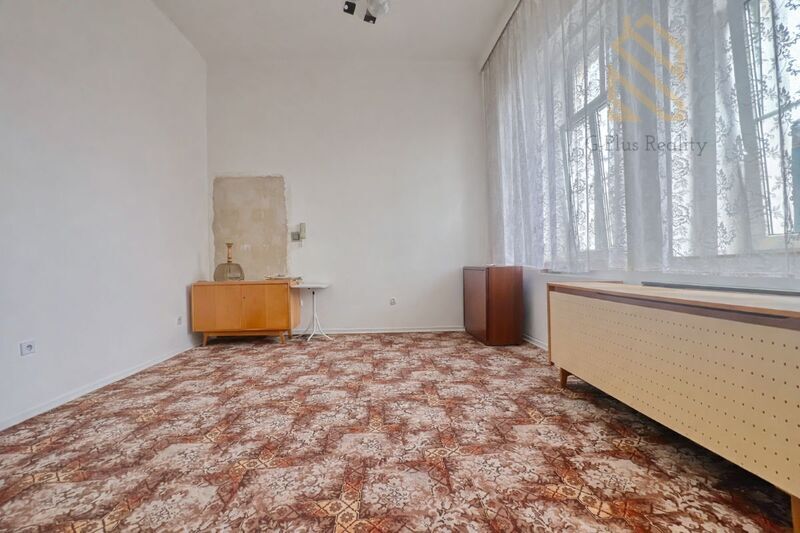 Prodej, vícegeneračního domu 420m2,pozemek 46m2,s terasou,Kostelec Nad Labem