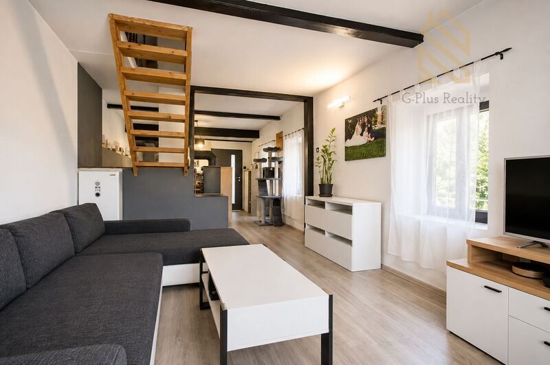Rodinný dům 4+Kk, pod hradem Hazmburk, Klapý