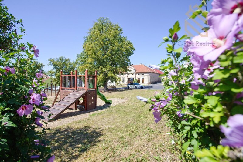 Rodinný dům 4+Kk, pod hradem Hazmburk, Klapý