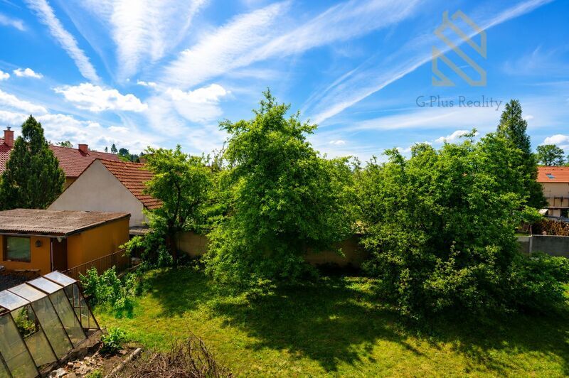 Prodej, rodinný dům 216m2,pozemek 569m2 ,Všetaty