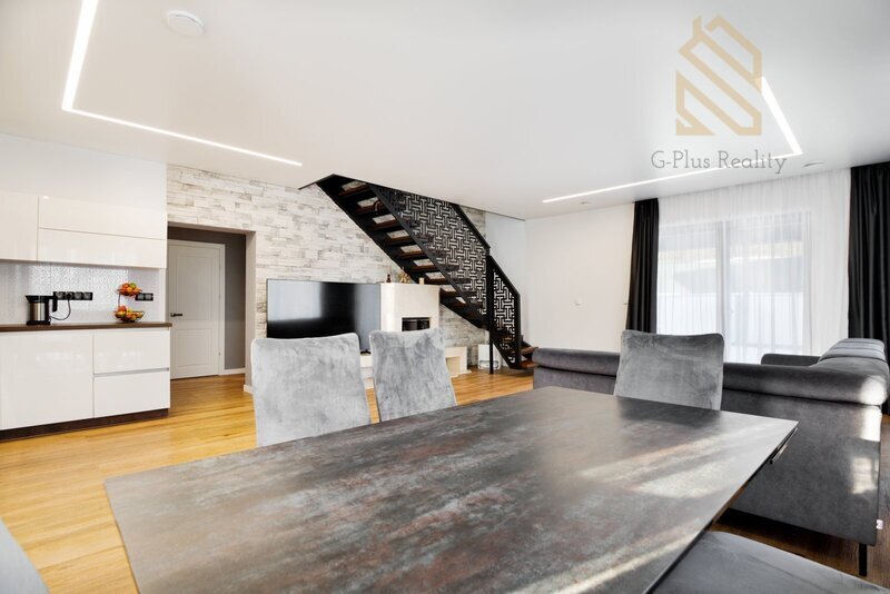 Prodej moderní patrový  rodinný dům, 683 m2, Kralupy nad Vltavou Nad Rybníkem