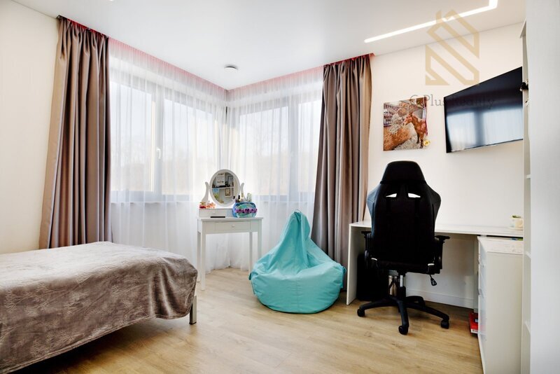 Prodej moderní patrový  rodinný dům, 683 m2, Kralupy nad Vltavou Nad Rybníkem