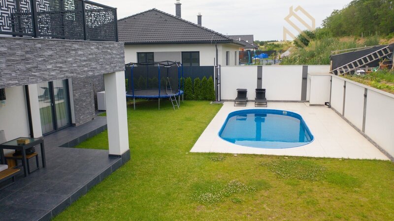 Prodej moderní patrový  rodinný dům, 683 m2, Kralupy nad Vltavou Nad Rybníkem