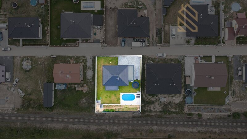 Prodej moderní patrový  rodinný dům, 683 m2, Kralupy nad Vltavou Nad Rybníkem