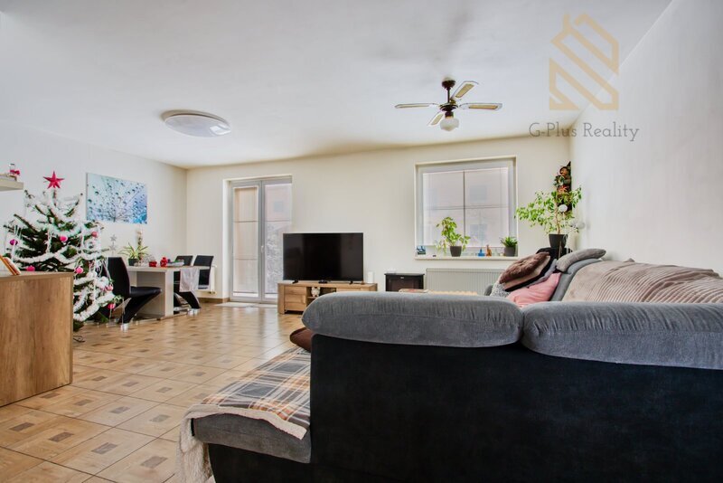 Prodej, Rodinný dům 4+kk , 389m2 , ul. Modřínová - Zlonín