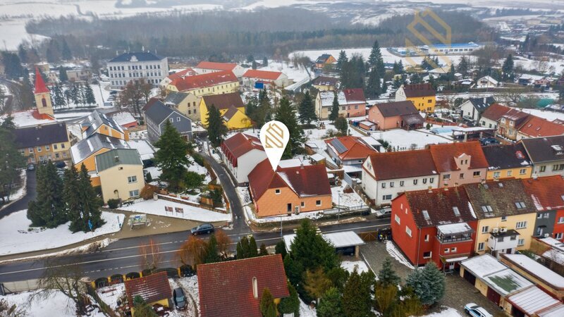 Prodej, rodinný dům, 460m2, Modlany