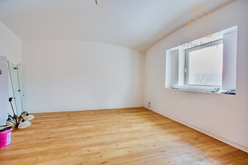 Prodej, rodinný dům, 460m2, Modlany