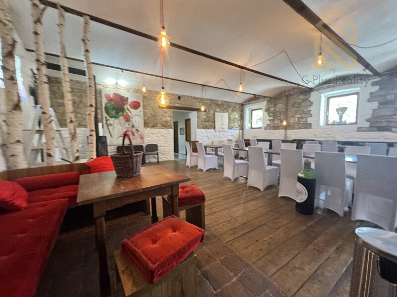 Pronájem vybavené restaurace se svatebním sálem, 250 m² – Statek Luníkov u Slaného