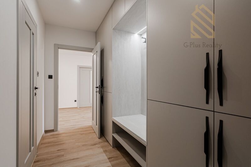 Pronájem nadstandardně zrekonstruovaného bytu 2+Kk, 65 m² v těsné blízkosti centra města Louny.