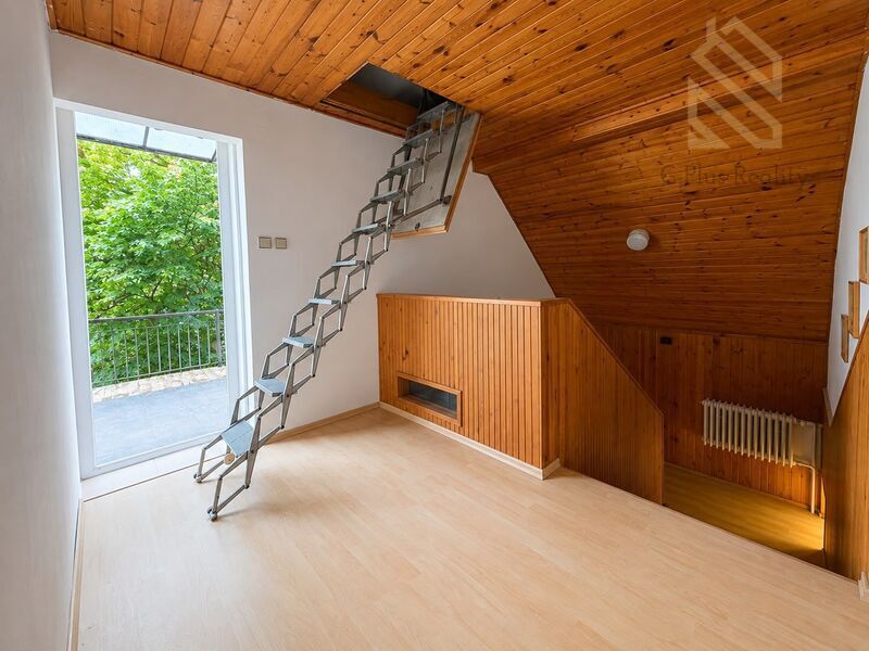 Prodej, rodinný dům 290m2, pozemek 699m2, Děčín - Jalůvčí