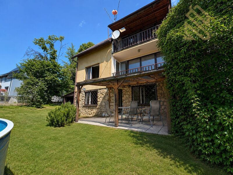 Prodej, rodinný dům 290m2, pozemek 699m2, Děčín - Jalůvčí
