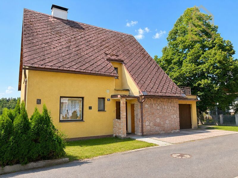 Prodej, rodinný dům 290m2, pozemek 699m2, Děčín - Jalůvčí