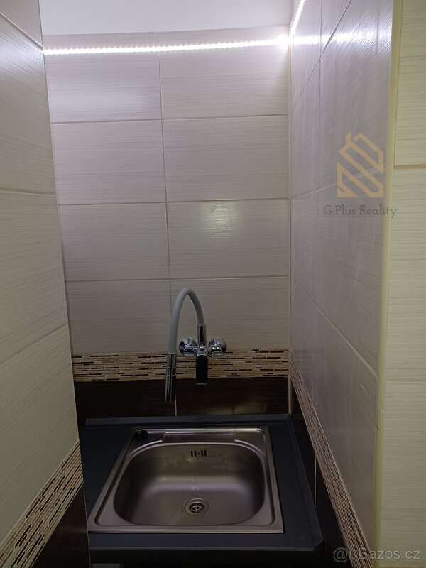 Pronájem, byt, 1+kk, 23 m2, Louny, ul. Přemyslovců