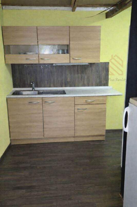 Chata, zahrada,156m2, Žatec