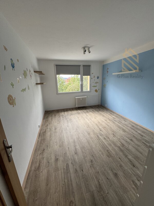 Pronájem bytu 3+1 s lodžií, 82 m² – ulice Kmochova v Ústí nad Labem