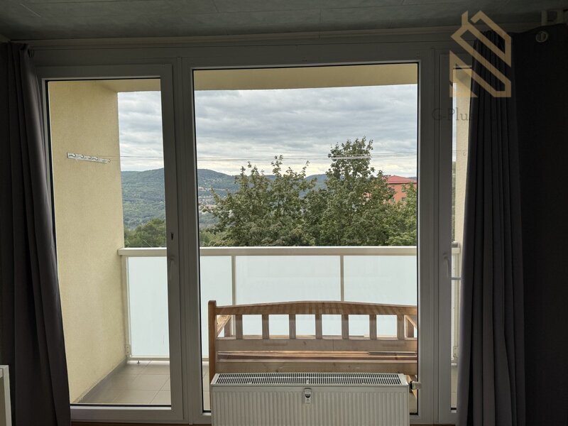 Pronájem bytu 3+1 s lodžií, 82 m² – ulice Kmochova v Ústí nad Labem